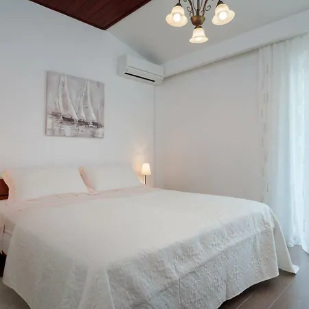 Silvio * سيغيت فغانييتْسا