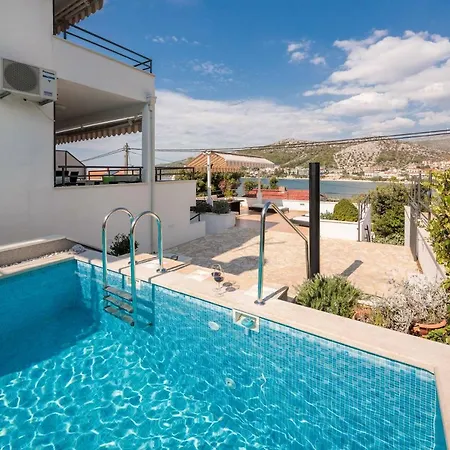 Ferienhaus Silvio Seget Vranjica