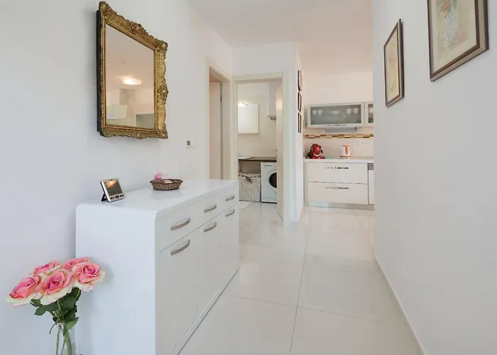 Silvio بيت للعطل *