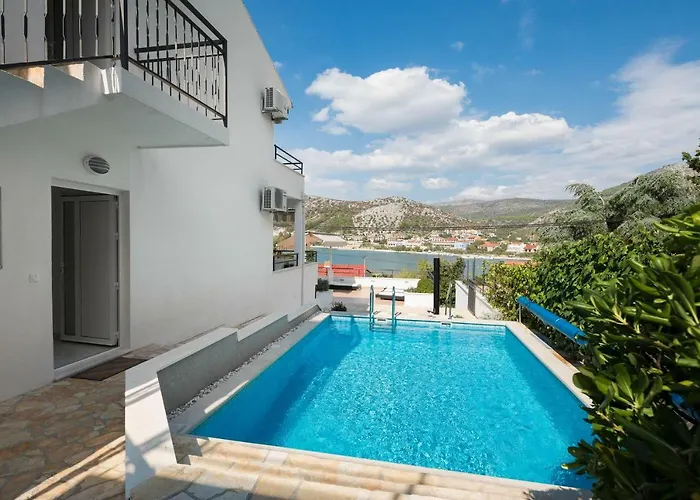 Silvio بيت للعطل *