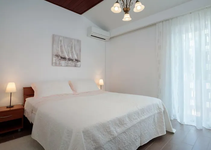 Silvio * سيغيت فغانييتْسا