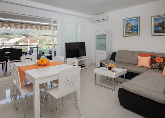 Silvio بيت للعطل *