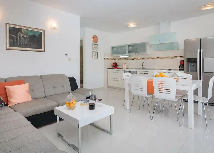 Silvio بيت للعطل *