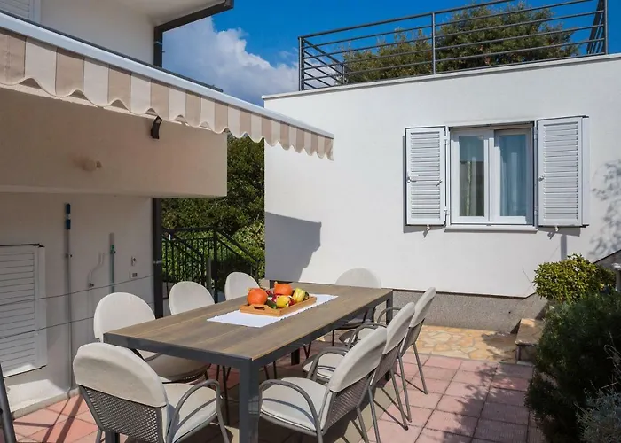 Silvio * سيغيت فغانييتْسا