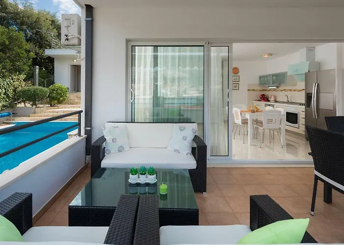 بيت للعطل Silvio